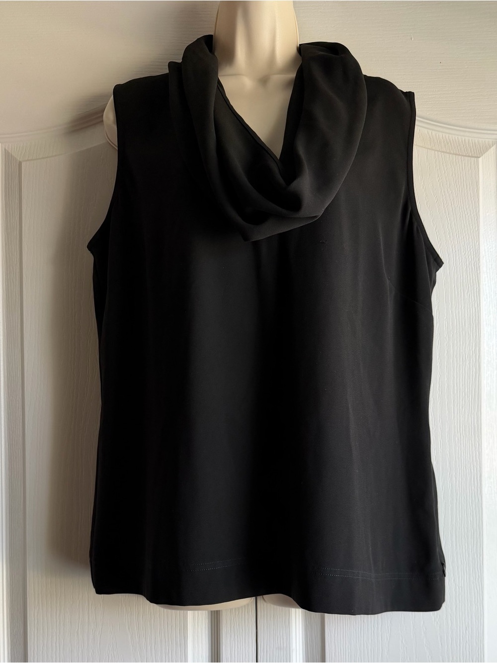 ST. JOHN Cowl Neck Crepe Sleeveless Shell Top - Picture 2 of 7
